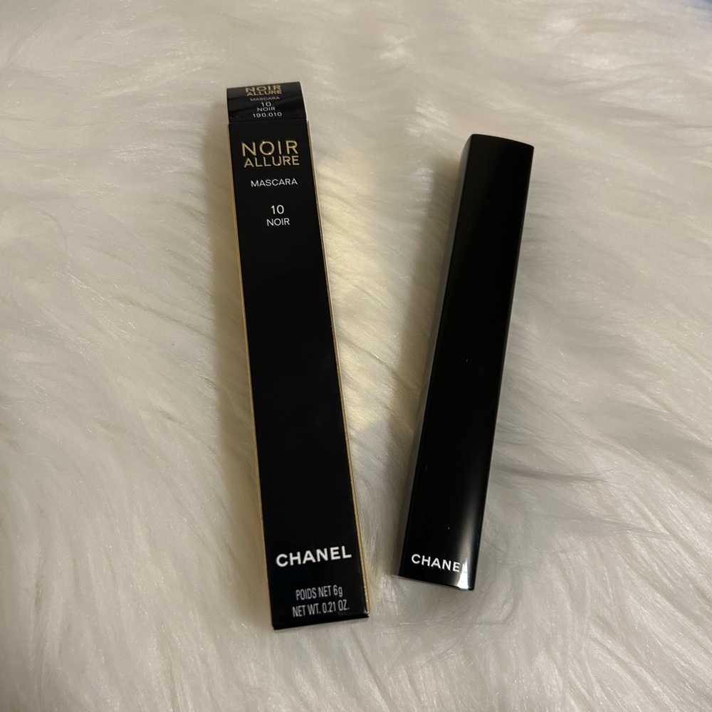 Chanel noir allure mascara